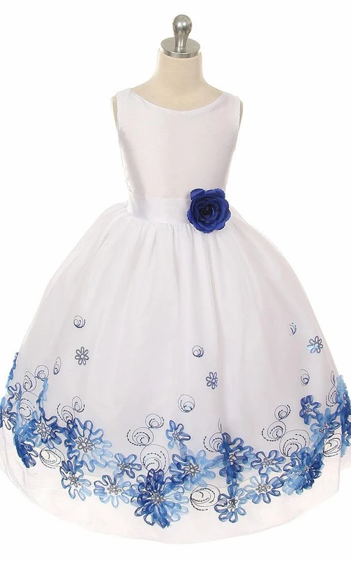 Robe de demoiselle d'honneur mi-longue en tulle à volants ornée de perles et de sequins