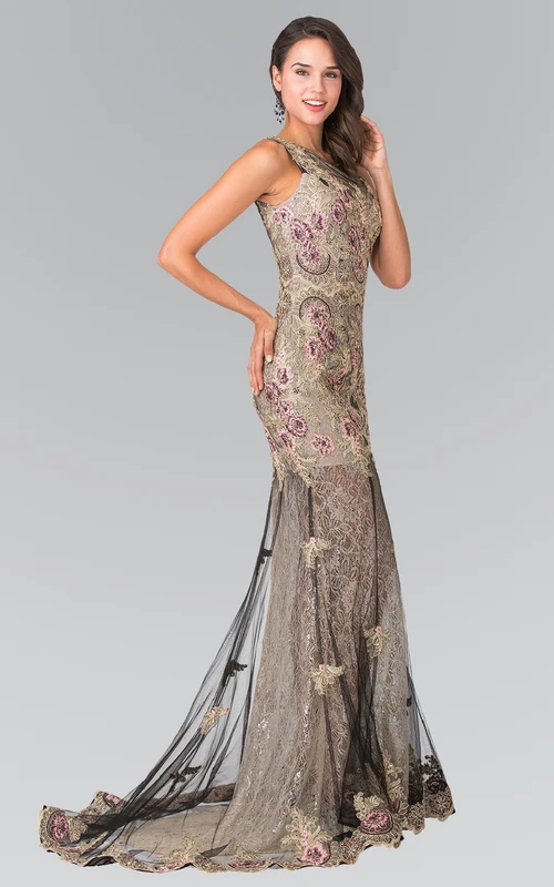 Robe fourreau longue sans manches à col rond et fermeture éclair en dentelle ornée d'appliqués