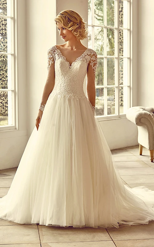 Vestido de novia largo con escote en V, apliques y mangas cortas de tul y encaje
