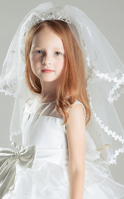 Voile de demoiselle d'honneur en tulle à plusieurs couches et dentelle Sweet Crown