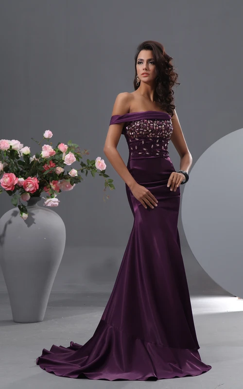 Vestido de sirena sexy de satén elástico con un solo hombro descubierto y cristales