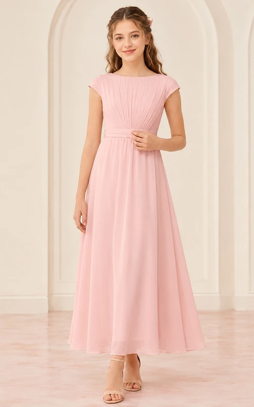 Elegantes, perlenrosafarbenes Brautjungfernkleid in A-Linie mit juwelenbesetzten, kurzen Ärmeln und knielangem Chiffonrock.