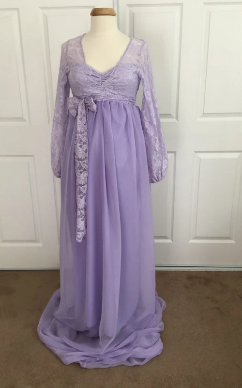 Robe trapèze en mousseline et dentelle à manches longues illusion et col en V