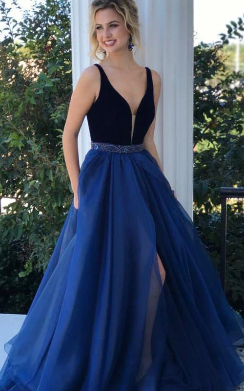 Lässiges, ärmelloses Tüll-Abendkleid in A-Linie mit V-Ausschnitt und tiefem V-Ausschnitt am Rücken sowie Perlenstickerei