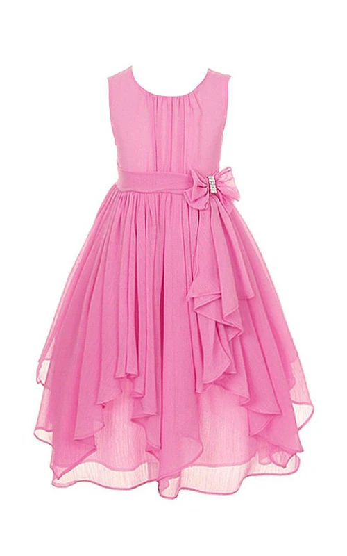 Robe sans manches à col rond avec volants et nœud