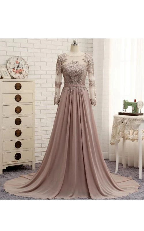 Vestido de gasa con apliques, corte en A, escote redondo y manga larga