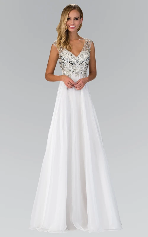 A-Linien-Kleid in Bodenlänge mit V-Ausschnitt, ärmellos, Empire-Stil und tiefem V-Ausschnitt am Rücken aus Chiffon