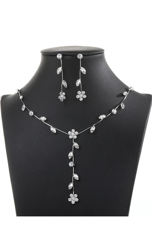 Elegantes Brautschmuck-Set mit Strass-Halskette und Ohrringen in Blätter- und Blumenform