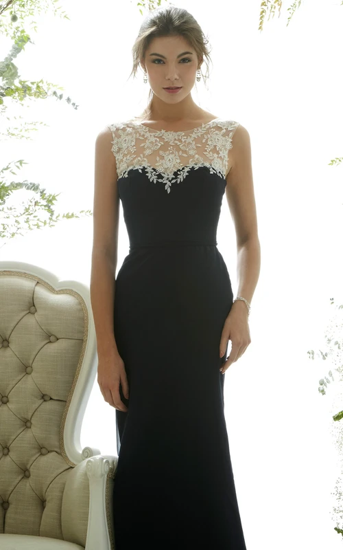 Vestido de dama de honor de gasa largo hasta el suelo, sin mangas, con apliques y escote redondo.