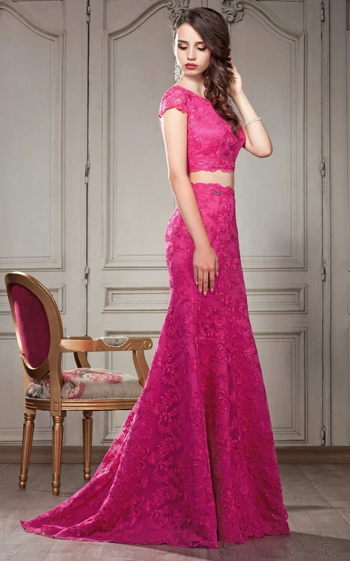 A-Line Floor-Length Off-The-Shoulder Short Sleeve Chiffon Ruffles Pleats Keyhole Dress