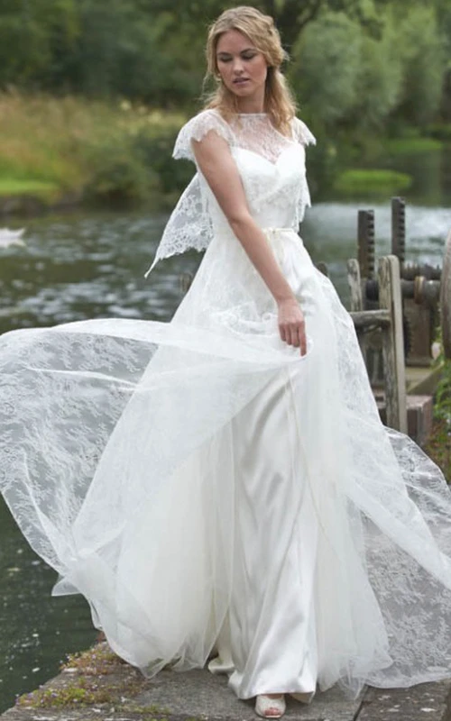 Etuikleid mit Rundhalsausschnitt, Poetenärmeln, Maxikleid aus Spitze und Chiffon mit Cape