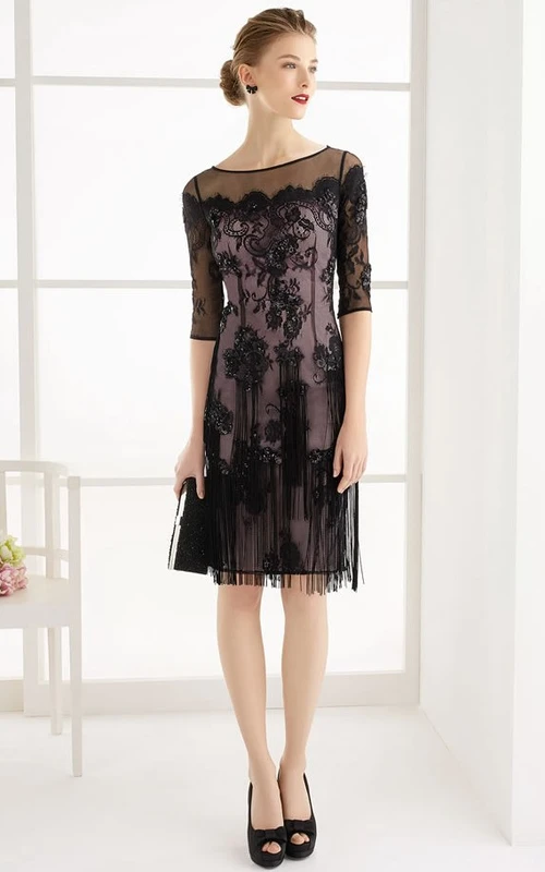 Ballkleid aus Spitze mit Rundhalsausschnitt, halben Ärmeln und knielang, mit Fransen und Schlüssellochausschnitt