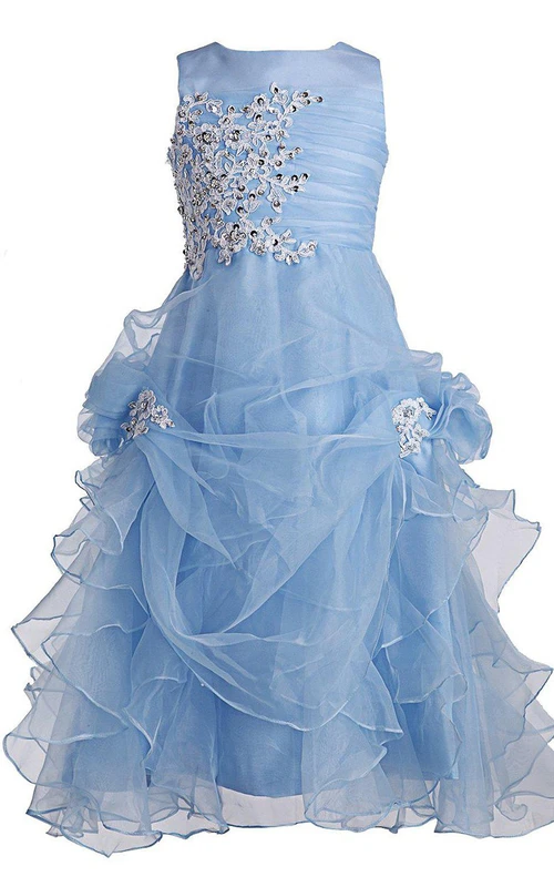 Robe trapèze sans manches ornée d'appliqués et de volants
