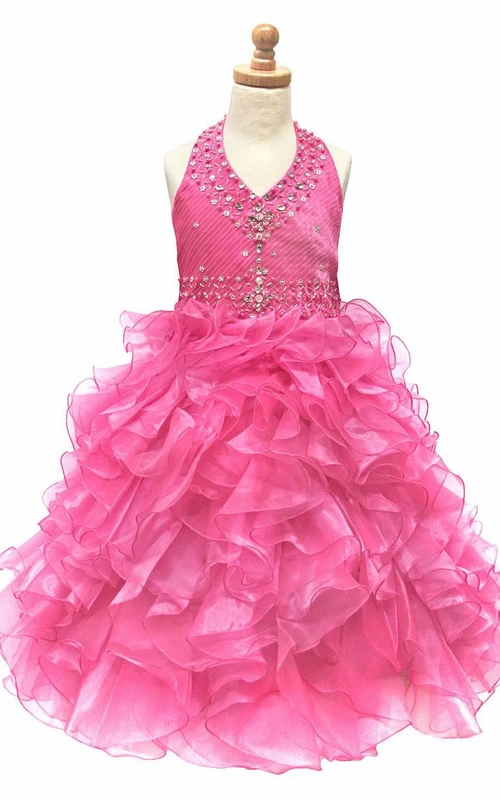 Robe de demoiselle d'honneur mi-longue à volants et à étages, ornée de perles, de sequins et d'organza, avec ceinture.