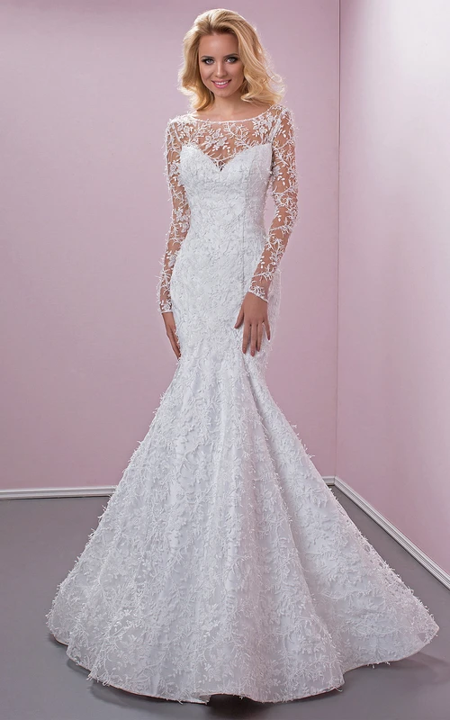 Mermaid Scoop Neck Appliqued Long Sleeve Lace Wedding Dress With Court Train