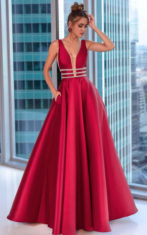 Robe de bal moderne et élégante sans manches en satin à décolleté plongeant et dos en V, ornée de perles et de perles à la taille.