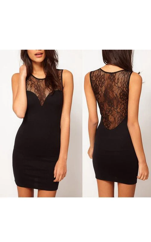 Schmale, schwarze Robe mit Spitzeneinsatz