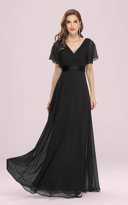 Robe de bal élégante en mousseline de soie, col en V, manches courtes et volants, pour la mère de la mère