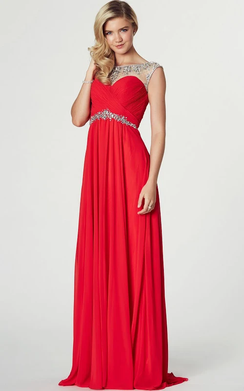 Robe de bal fourreau en mousseline sans manches à col bateau et bretelles croisées