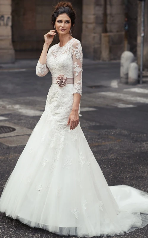 Maxi-Brautkleid mit 3-4 Ärmeln, Applikationen, Rundhalsausschnitt, Spitze und Tüll, schlichtes Design mit Blumenmuster