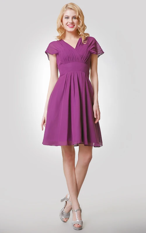 Robe courte trapèze en mousseline de soie, coupe empire, col en V froncé