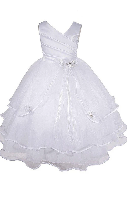 Robe trapèze à col en V et à volants asymétriques