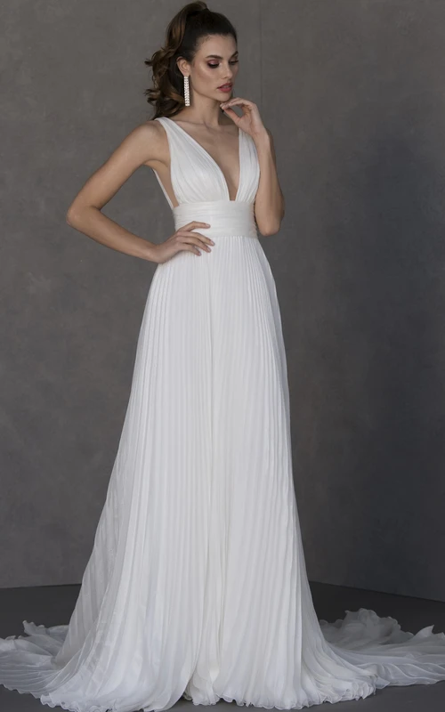 Sexy, bodenlanges, ärmelloses Chiffon-Brautkleid mit V-Ausschnitt und A-Linien-Schnitt sowie Raffungen