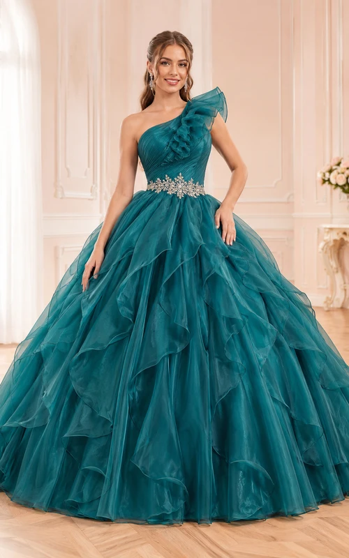 Vestido de fiesta de lujo para quinceañera con un solo hombro, volantes escalonados y tul, diseño de pavo real.