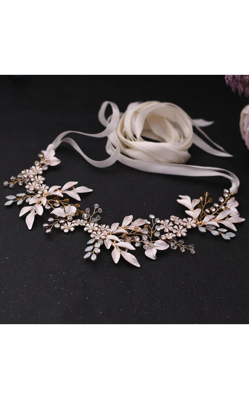 Elegante cinturón de organza con cuentas