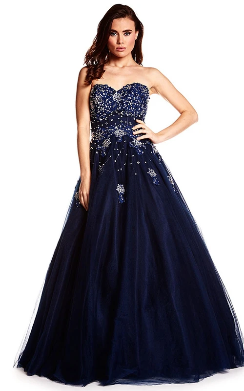 Robe de bal maxi sans manches de coupe trapèze, ornée de perles, décolleté en cœur, dos lacé et plis