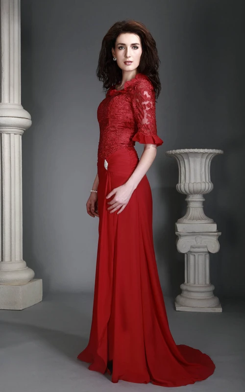 Spitzenkleid mit halben Ärmeln, bodenlang und Applikationen