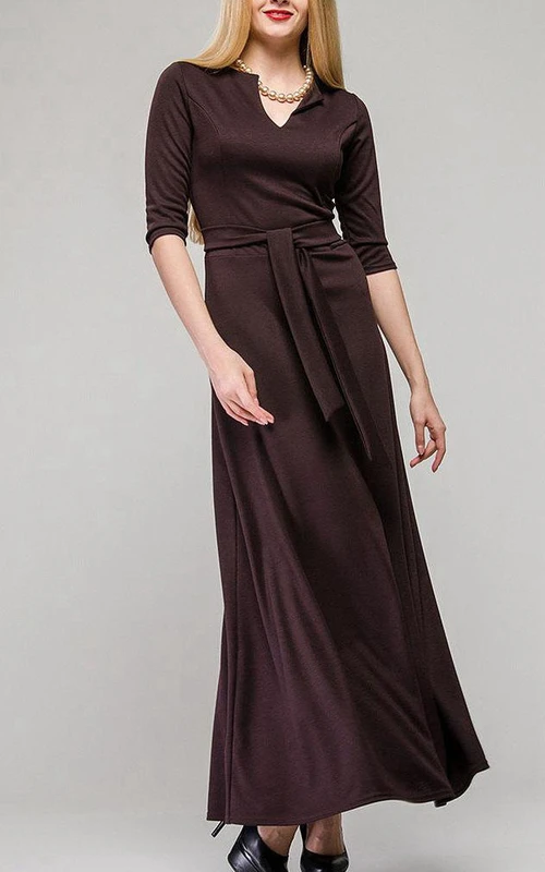 Knöchellanges Jerseykleid mit V-Ausschnitt, halben Ärmeln, A-Linie, Falten und Schärpe