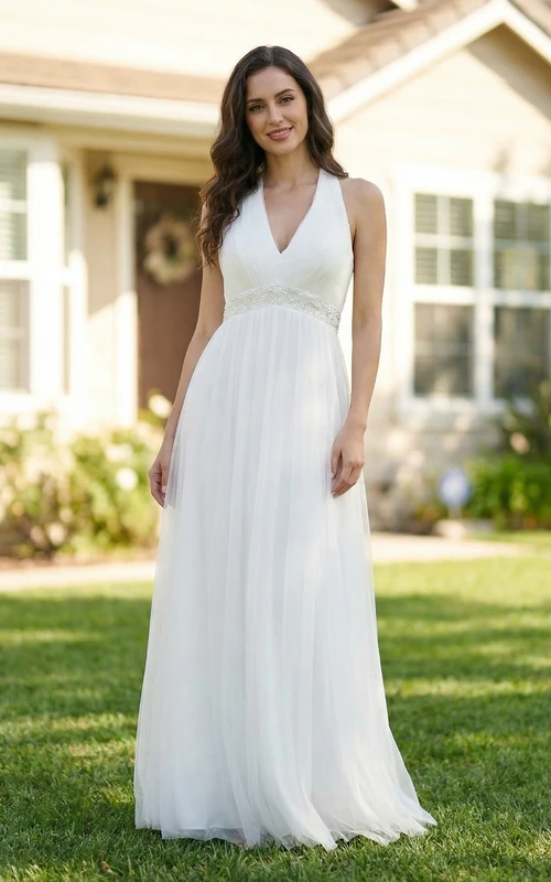 Robe de mariée de maternité en mousseline perlée à col halter