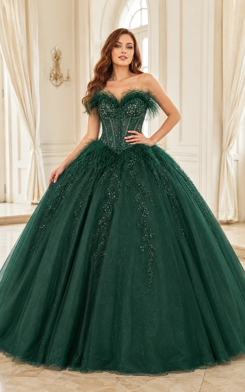 Vestido de gala formal de princesa para quinceañera, color verde oscuro, lujoso, con hombros descubiertos, plumas y purpurina.
