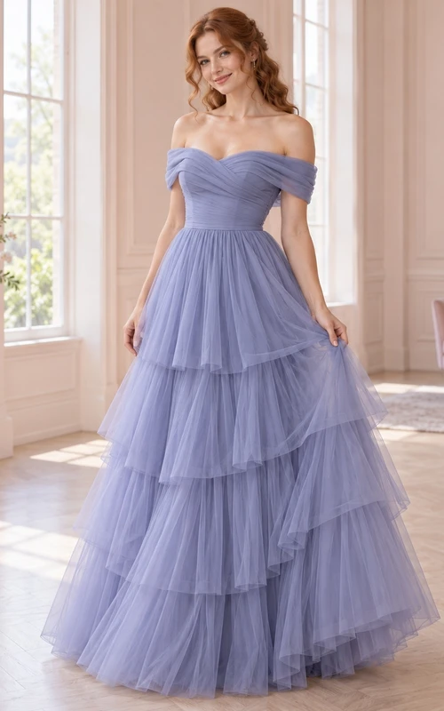 Elegante vestido de dama de honor largo hasta el suelo con falda escalonada, escote Bardot y lazo en la espalda, de tul color bígaro y tul color bígaro.