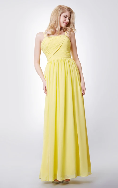 Robe longue fourreau en mousseline à fines bretelles, modèle unique