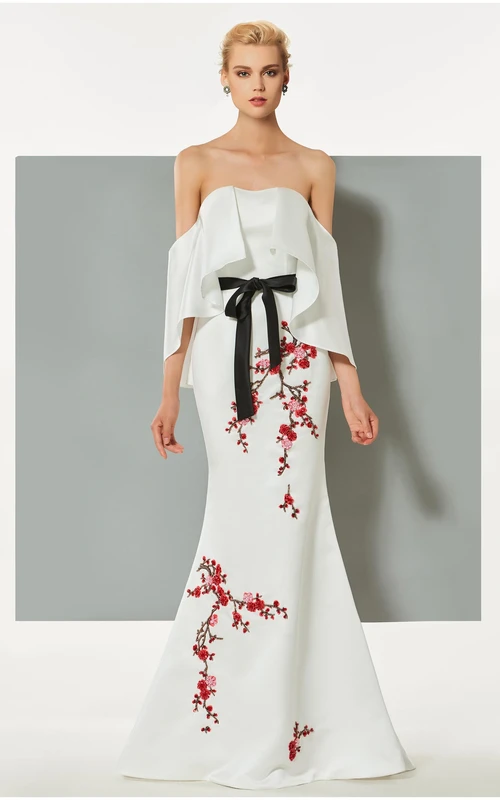 Robe longue sirène élégante en satin sans bretelles chauve-souris