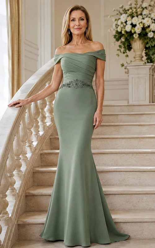 Vestido de novia largo hasta el suelo de satén celadón con hombros descubiertos, mangas cortas, cintura plisada y detalles de cuentas.