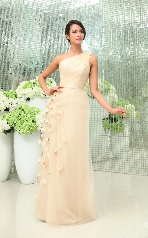 Graceful One-Shoulder Tulle Gown With Petals