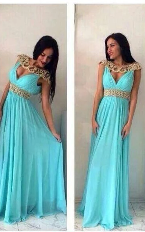 Robe de bal élégante en mousseline à manches courtes ornée de bijoux et de perles