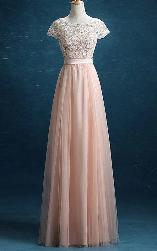 Neues langes, formelles Ballkleid aus Tüll und Spitze in zartem Rosa – ein elegantes Partykleid in Bodenlänge