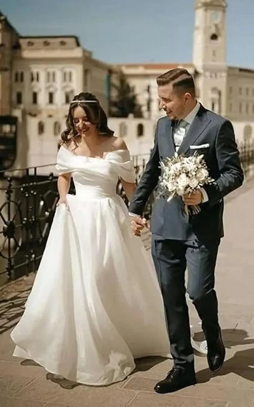 Schulterfreies Ballkleid-Hochzeitskleid mit drapiertem Oberteil