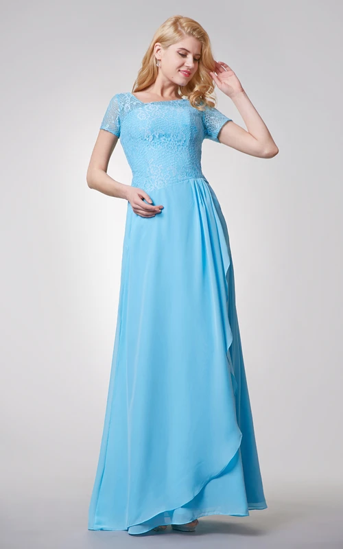 Robe longue en mousseline à encolure spéciale et haut en dentelle