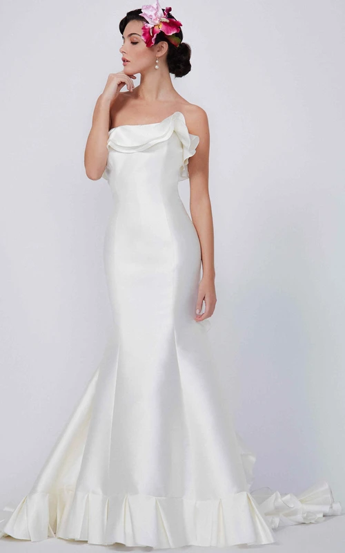 Meerjungfrauen-Brautkleid aus Satin, ärmellos, trägerlos, bodenlang, mit Rüschen