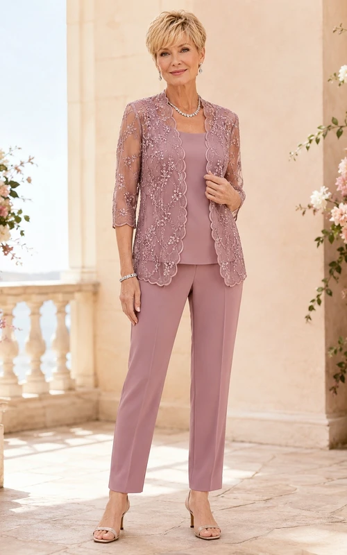 Traje formal de tres piezas para madres de novias mayores modestas con chaqueta de encaje y pantalón.