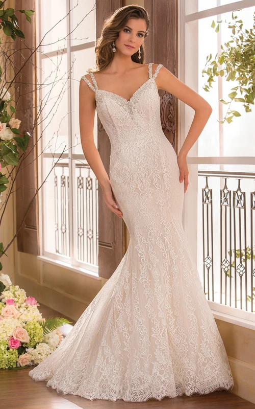 Robe sirène à col en V, bretelles perlées et dos échancré
