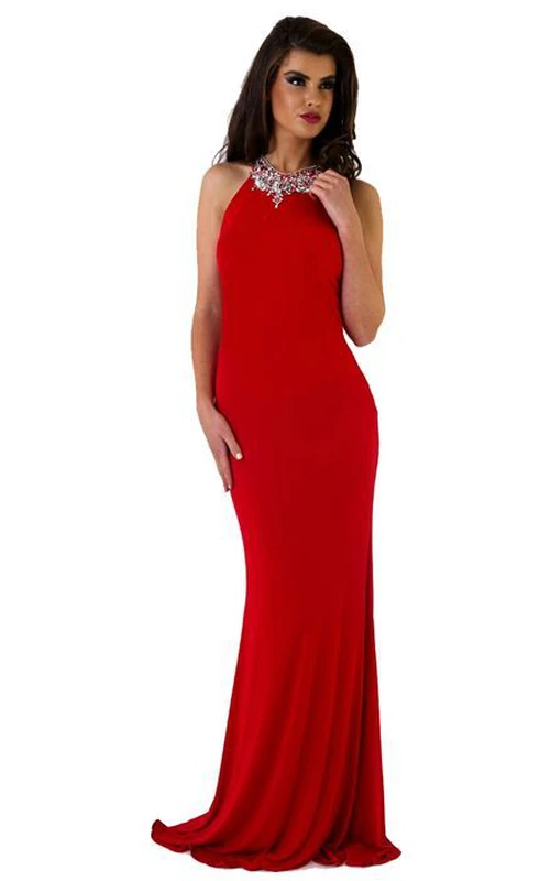 Robe de bal fourreau longue au sol, décolleté rond, sans manches, en jersey ornée de perles et plissée