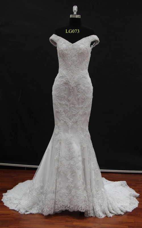 Robe sirène à col en V, manches courtes en dentelle et dos lacé
