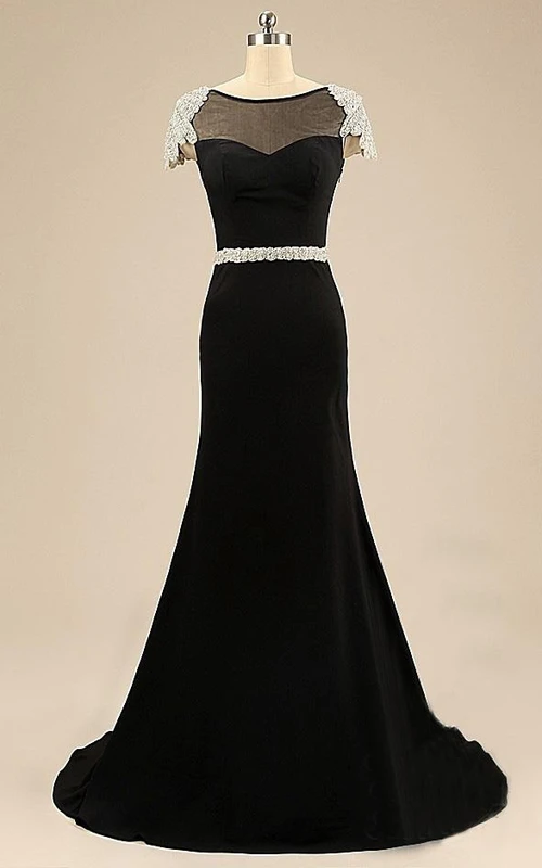 Robe sirène en mousseline à manches courtes et dentelle