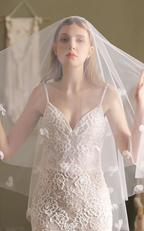 Voile de mariée de style romantique avec pétales
